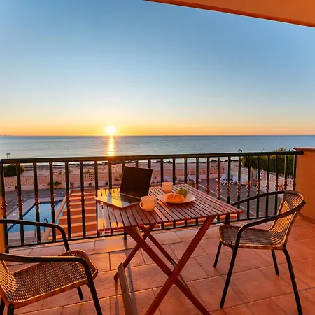 Apartment Comodo En Playa Frente Al Mar *